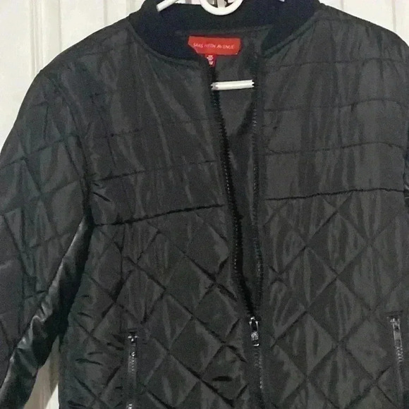 Saks Fifth Avenue womans cropped black quilted puffy coat jacket Medium - Picture 5 of 14